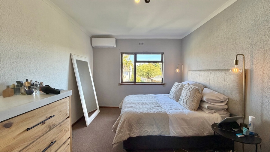 To Let 3 Bedroom Property for Rent in Longdown Western Cape